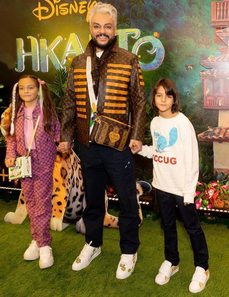 В Сети посчитали стоимость наряда 9-летней дочери Киркорова