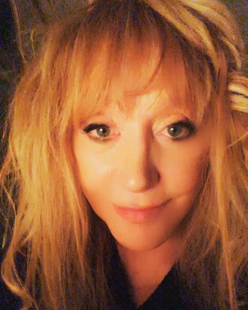 Звезды, которые заранее подготовили себе место на кладбище