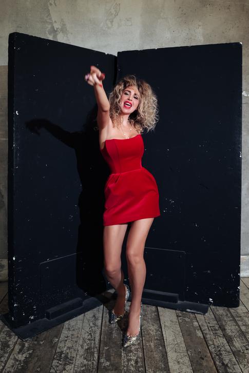 Ева Анри: «Предпочитаю стразы и различные аксессуары»