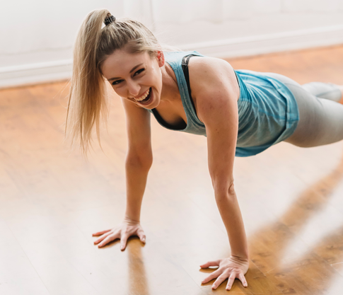 Топ−5 упражнений, которые помогут сбросить пару килограммов к Новому году