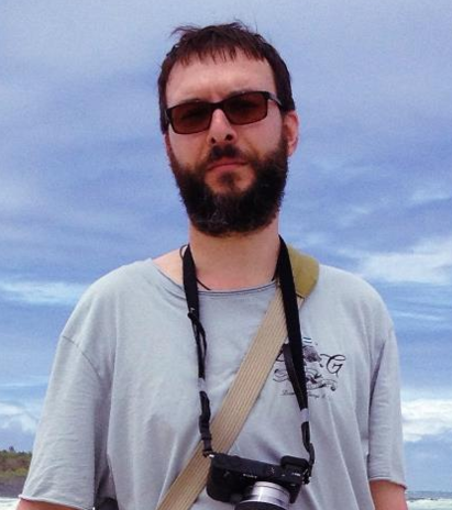 Умер музыкант групп «Колибри» и «Сплин» Олег Эмиров