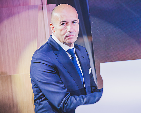 Владимир Киселев подал в суд на Игоря Крутого