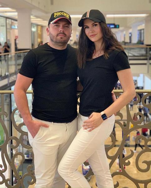 «Я выйду на сцену для нее»: Сумишевский не будет отменять концерты после смерти жены