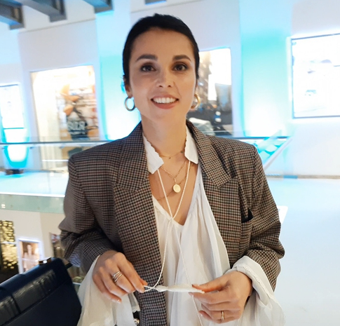 Сати Казанова срочно начинает ремонт в квартире: «В ванной на потолке что-то лопнуло»