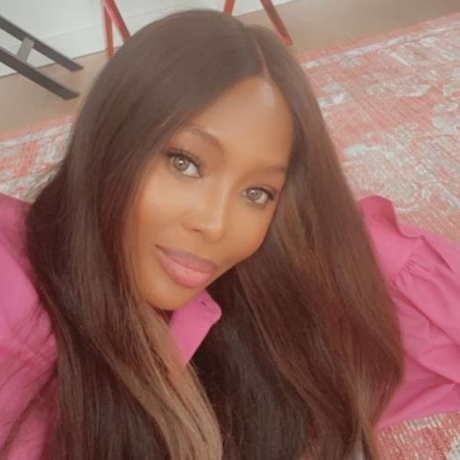 50-летняя Наоми Кэмпбелл впервые стала мамой