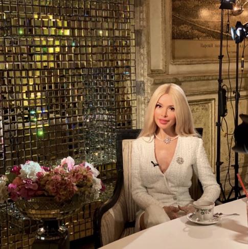 Алена Кравец госпитализирована после падения с лестницы