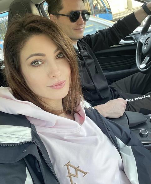 Анастасия Макеева показала фото с будущим пасынком