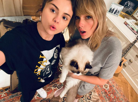 Гомес, Бузова и другие артисты, над которыми жестко пошутили коллеги