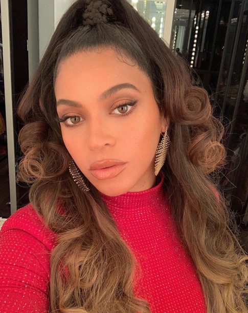 С открытым верхом: Бейонсе, Бекхэм и другие звезды, которые обожают нестандартные авто