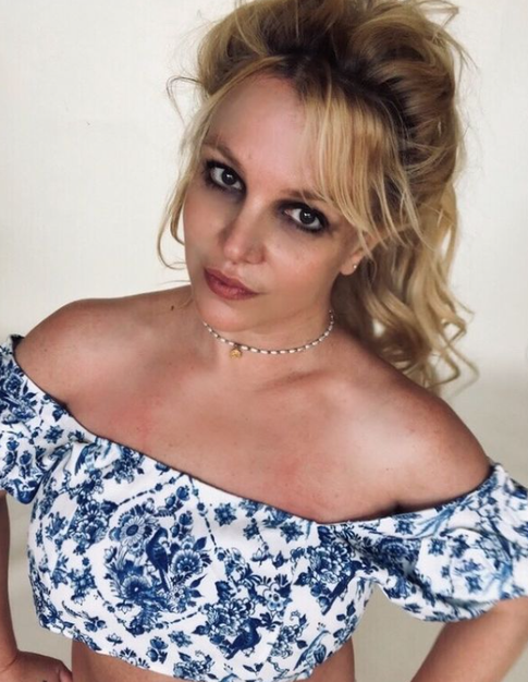 Отец Бритни Спирс подал заявление на отказ от опекунства над дочерью