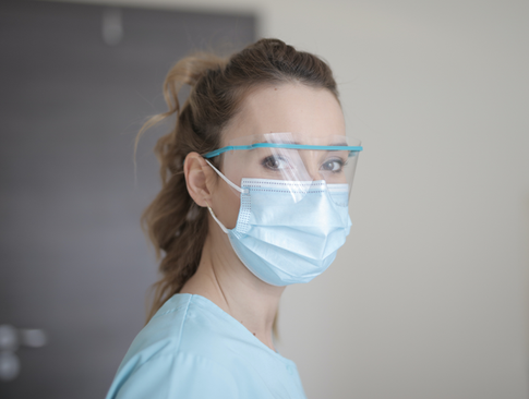 Суточная заболеваемость COVID−19 в Москве вновь побила рекорд