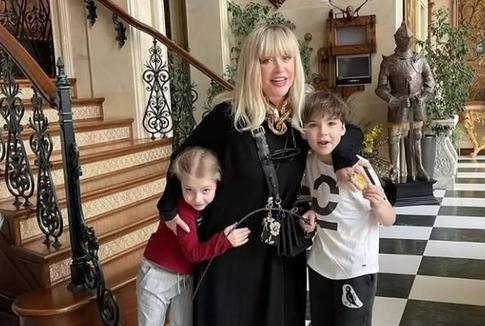 Дети Галкина* и Пугачевой получили израильские паспорта