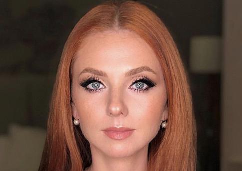 Лена Катина впервые вышла в свет после объявления о беременности