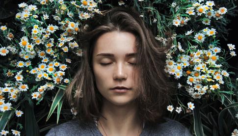 Небанальные причины, почему вам снятся кошмары