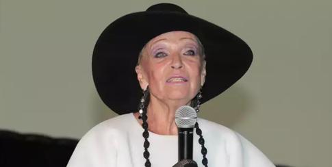 «Круглые сутки под присмотром»: внучка Светланы Светличной рассказала о ее состоянии