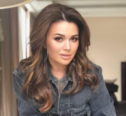 «Частично парализована правая часть тела»: появились новости о состоянии Заворотнюк