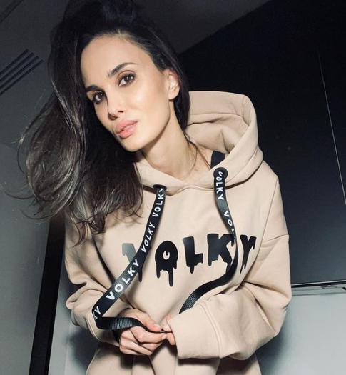 Алана Мамаева требует от экс-супруга почти 240 миллионов рублей