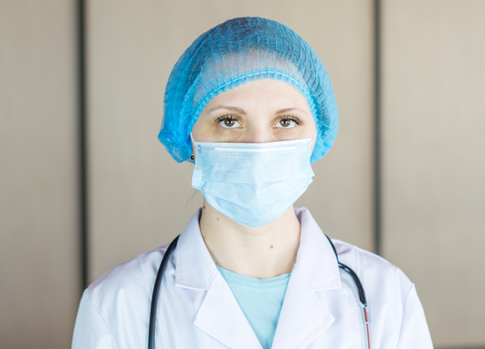 Новые осложнения: после COVID−19 врачи обнаружили у пациентов «черную плесень»