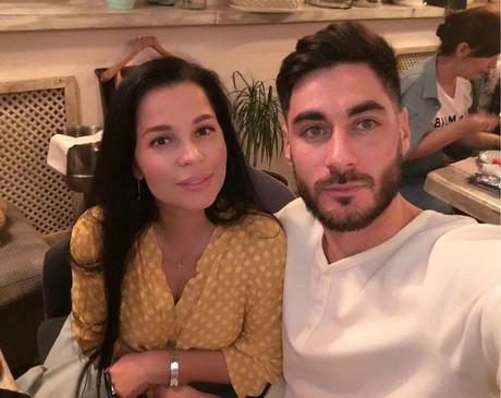 Звезда «Дома−2» Юлия Салибекова разводится с мужем