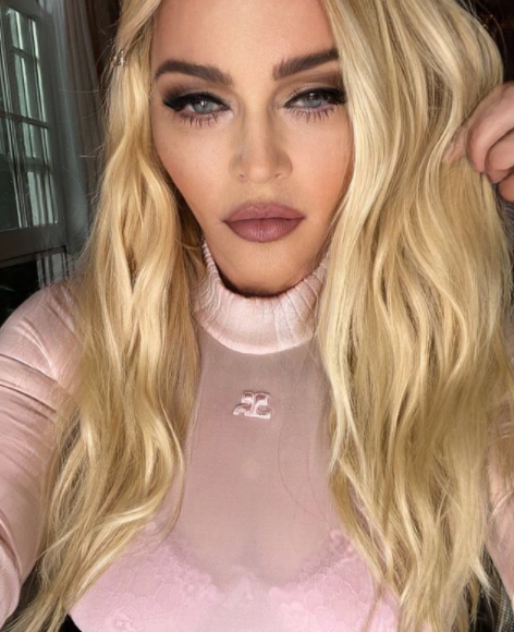 Танцы или пилатес? Лайфхаки похудения от Мадонны