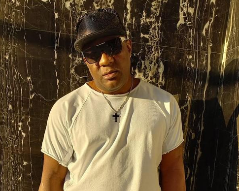 На похороны Пьера Нарцисса пришла девушка, на которой певец хотел жениться