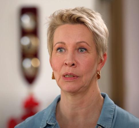 Лазарева рассказала, чем и сколько зарабатывает в Испании