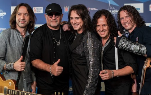 Музыканты группы «Земляне» попали в ДТП