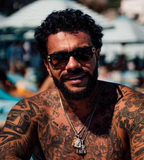 Жена Джигана показала новую спутницу Тимати без фильтров