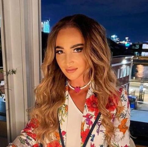 Бузова больше суток не выходит на связь: «Она пропала»