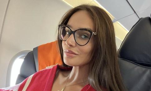 Водонаева, показав огромную грудь, дала торжественное обещание