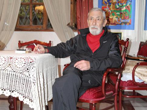 В Тбилиси похоронили Вахтанга Кикабидзе: «Присутствовали правительство и все звезды»