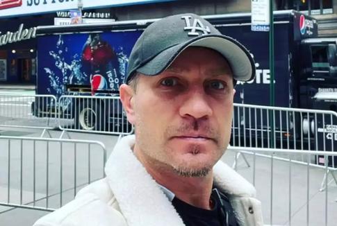 Роману Костомарову несколько раз за ночь вызывали реаниматологов