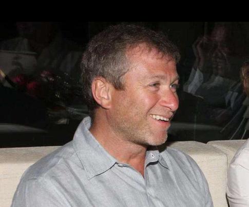 СМИ: Роман Абрамович в восьмой раз стал отцом