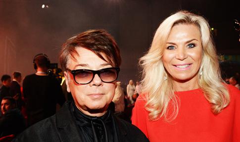 «Сразу увидела Валентина»: мама Юдашкина прилетела в Москву из Израиля