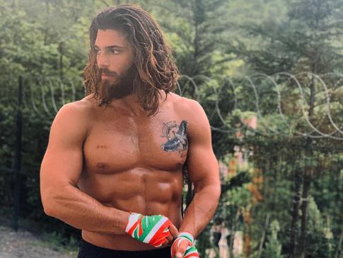 Не только Серкан Болат: 5 турецких красавчиков-актеров, которые еще не женаты