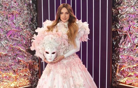 Украинская певица Анна Асти получила российский паспорт