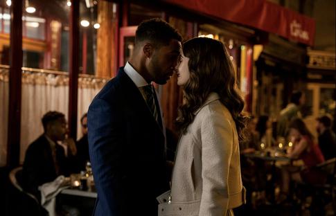 «Флиртуйте со Вселенной»: 4 способа повысить либидо без посещения врача