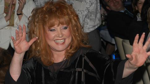 Не развод и не продажа замка: Пугачева вернулась, чтобы петь