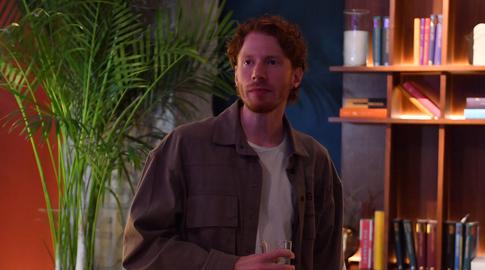 Внук Пугачевой живет в Нью-Йорке, но зарабатывает в Москве