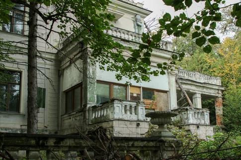 Дачу Сталина в Подмосковье продали на аукционе