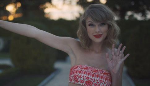 Тейлор Свифт перенесла концерт в Рио после смерти фанатки