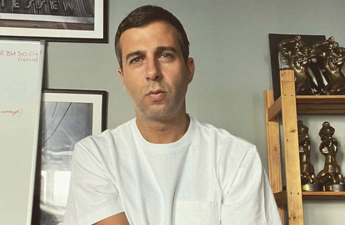 «Люди добрые!»: Ургант оправдался после обвинений в антироссийских публикациях