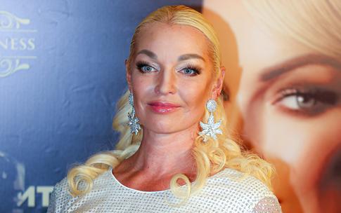 «Дала право»: Волочкова поблагодарила Пугачеву