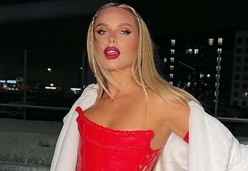 Муж Ханны рассказал, когда певица будет рожать в России