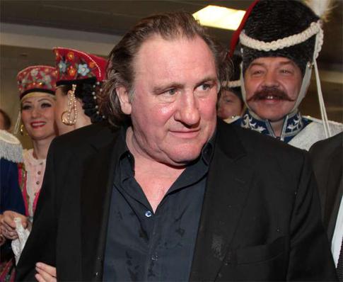 Обвиненному в сексуальных домогательствах Депардье устроили бойкот