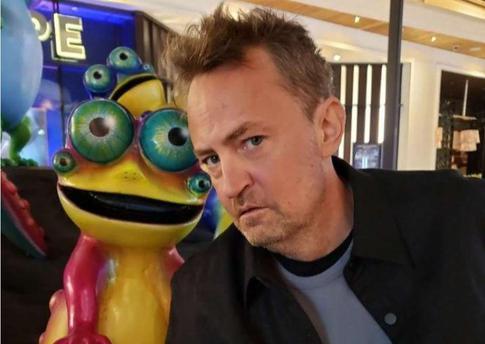 В крови утонувшего в джакузи Мэттью Перри обнаружили кетамин