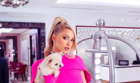 Панические атаки: Пэрис Хилтон объяснила, почему не рожала своих детей сама