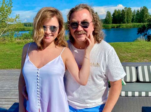 Жена Игоря Николаева впервые вышла на связь после его госпитализации: «Испугались и вызвали скорую»