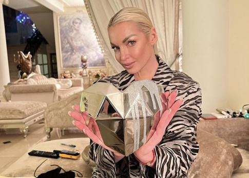 Волочкова получила травму во время шоу