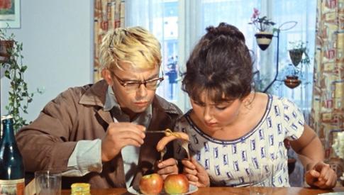 6 вредных привычек родом из СССР, от которых мы никак не можем избавиться